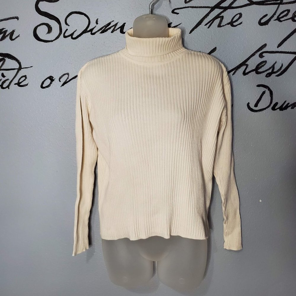 Harold's Vintage Cream Ribbed Knit Turtleneck Top, M